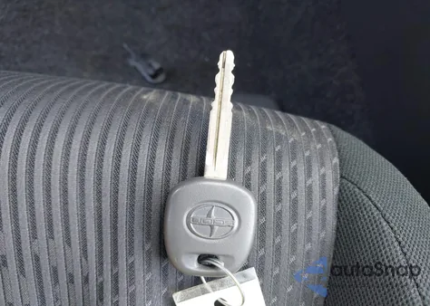 2011 Scion Tc from USA, damaged, VIN JTKJF5C74B3012803